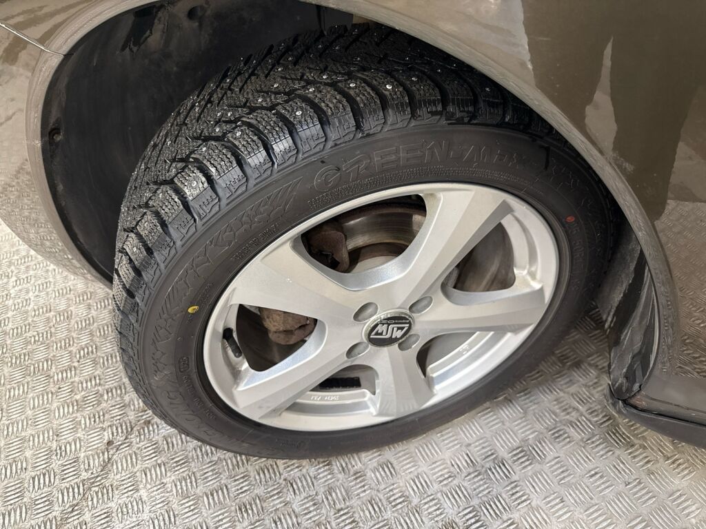 Peugeot 3008 2011 Ruskea (beige)