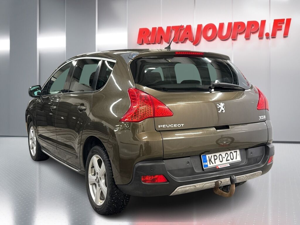 Peugeot 3008 2011 Ruskea (beige)