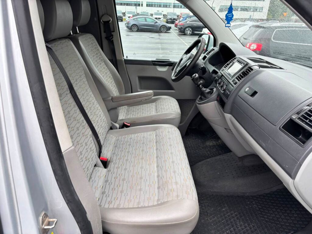 Volkswagen Transporter 2011 Harmaa