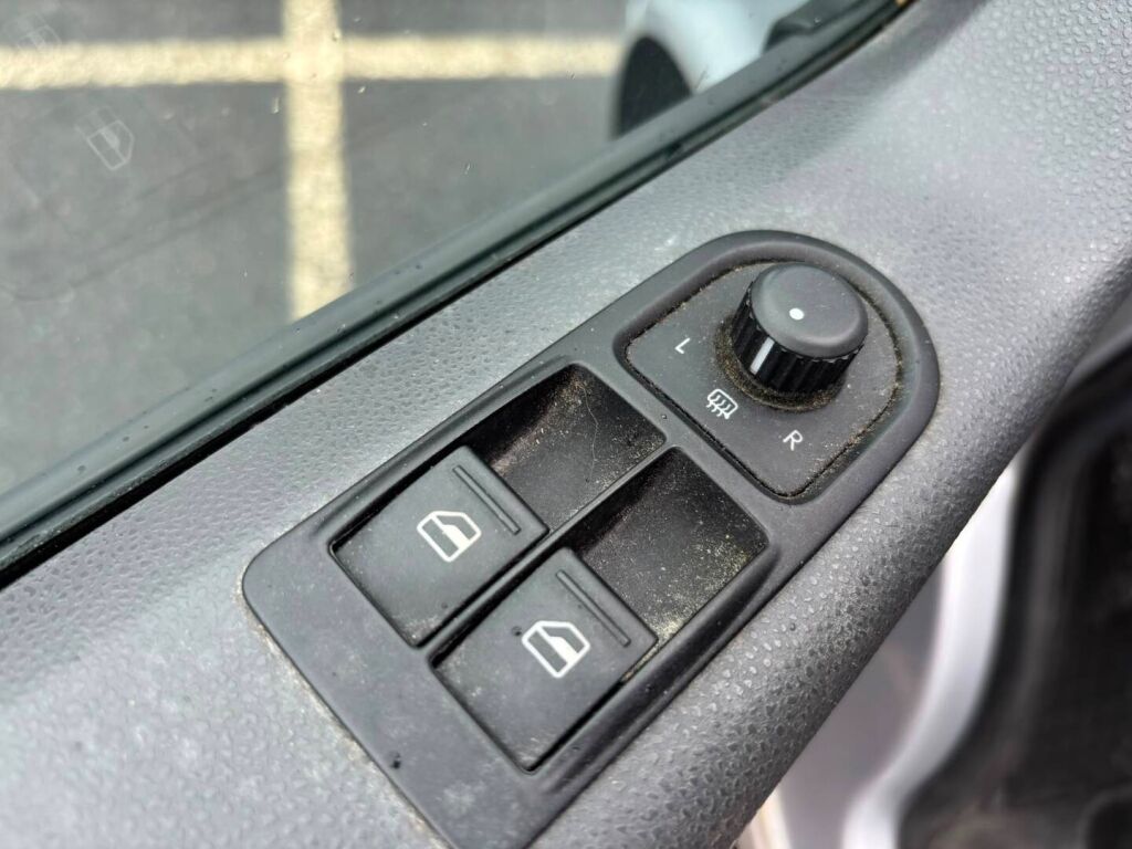 Volkswagen Transporter 2011 Harmaa