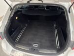Toyota Avensis 2011 Valkoinen