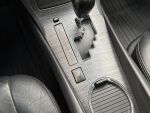 Toyota Avensis 2011 Valkoinen