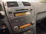 Toyota Avensis 2011 Valkoinen