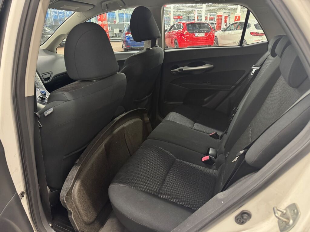 Toyota Auris 2011 Valkoinen