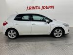 Toyota Auris 2011 Valkoinen