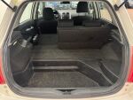 Toyota Auris 2011 Valkoinen