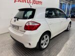 Toyota Auris 2011 Valkoinen