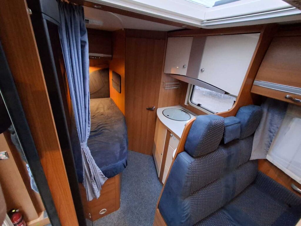 LMC LIBERTY CRUISER T 592 G 2011 Valkoinen