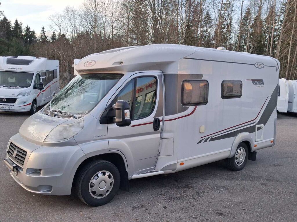 LMC LIBERTY CRUISER T 592 G 2011 Valkoinen