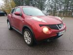 Nissan Juke 2011 Punainen