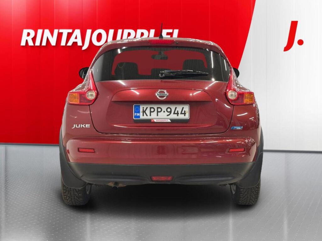Nissan Juke 2011 Punainen