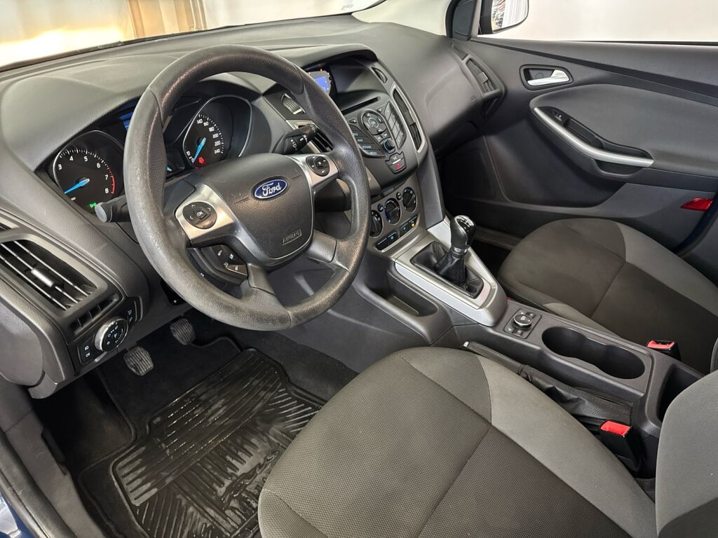 Ford Focus 2011 Sininen