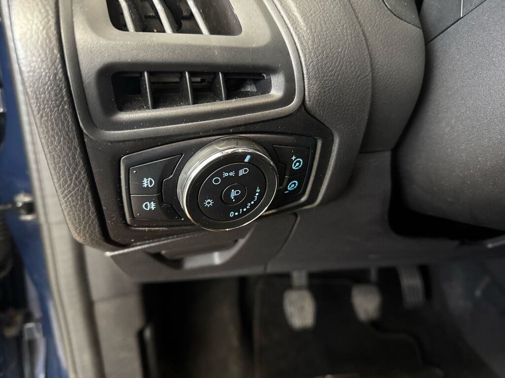 Ford Focus 2011 Sininen