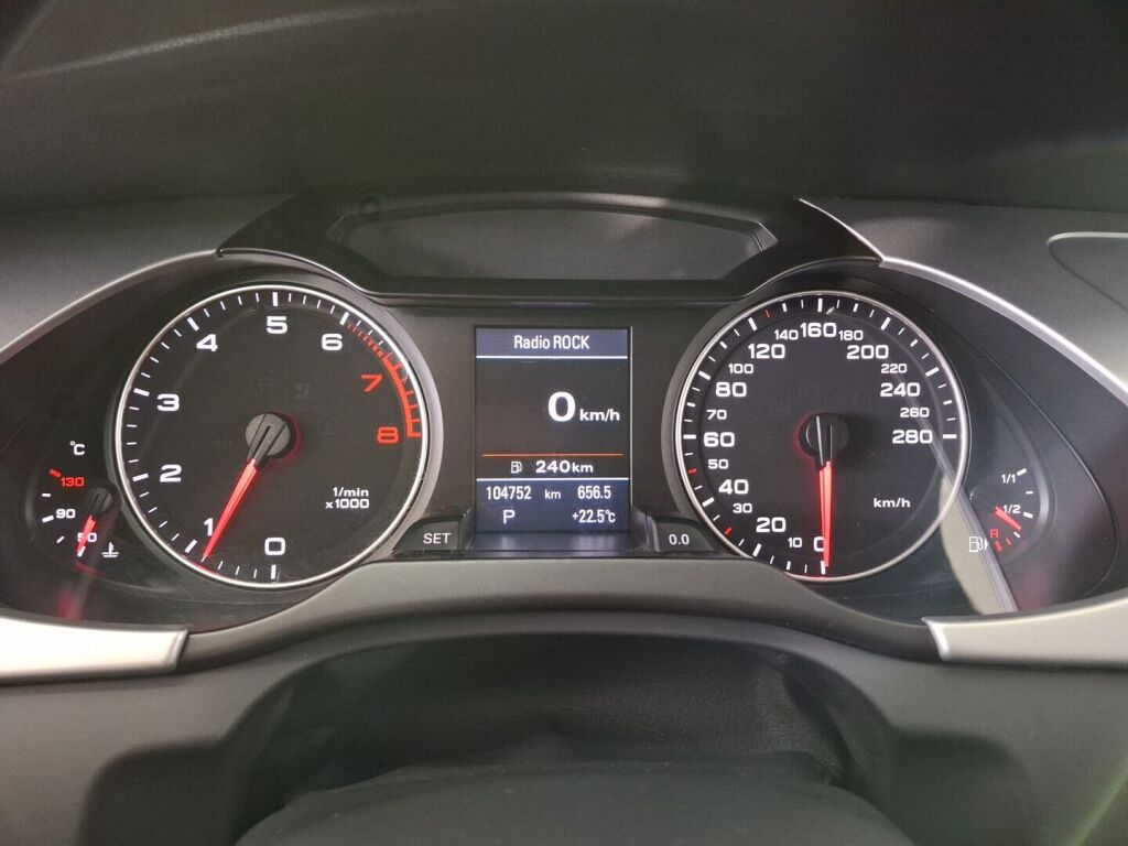 Audi A4 2011 Hopea