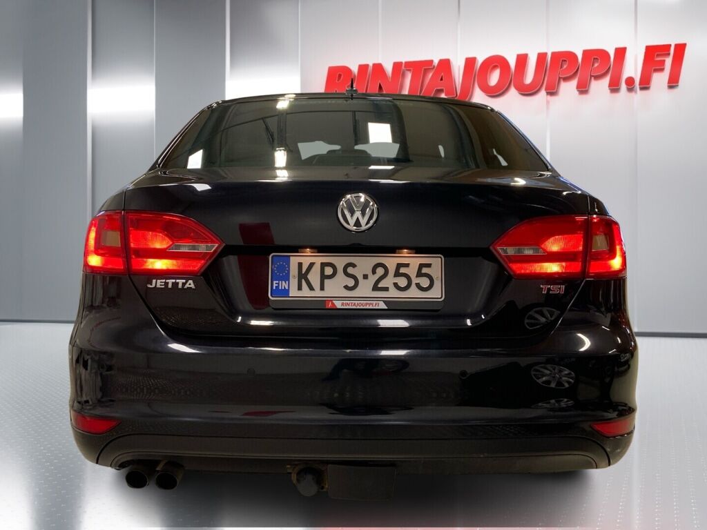 Volkswagen Jetta 2011 Musta