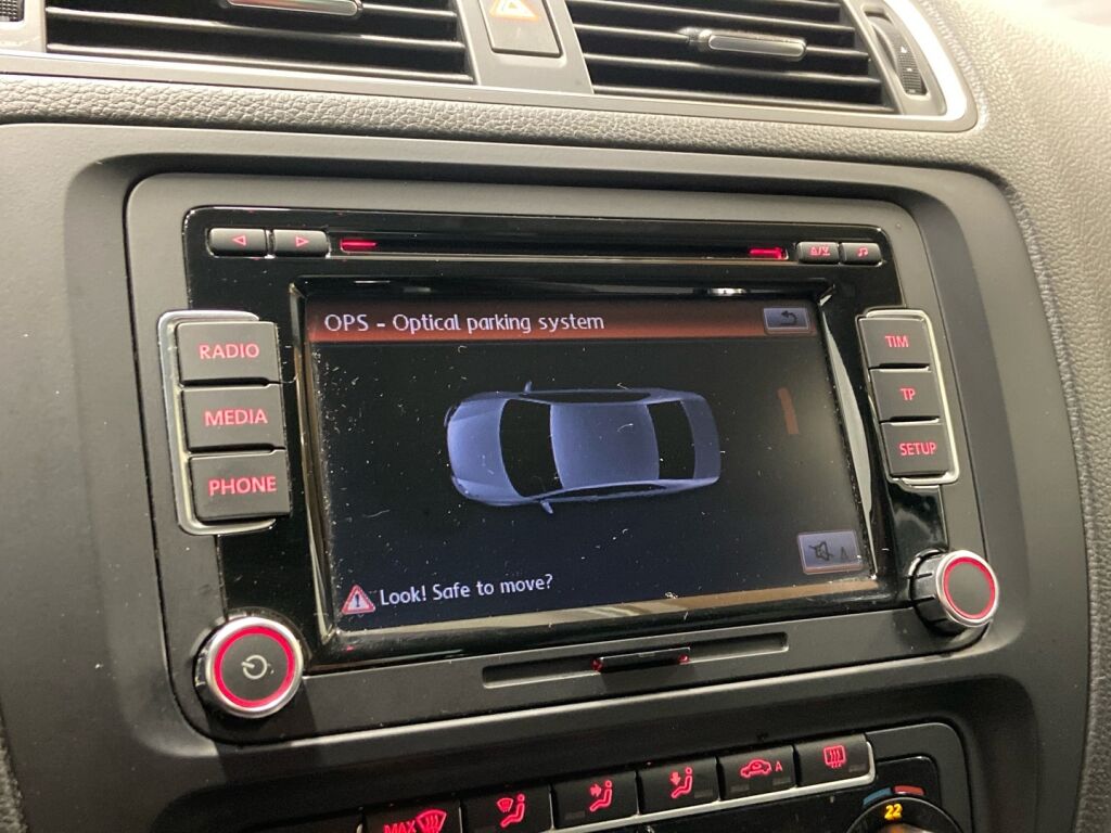 Volkswagen Jetta 2011 Musta