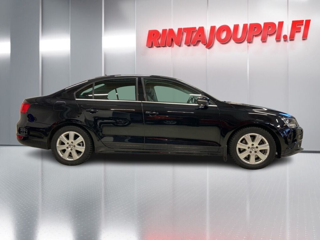 Volkswagen Jetta 2011 Musta