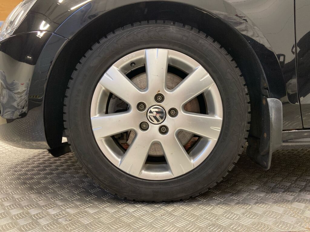 Volkswagen Jetta 2011 Musta