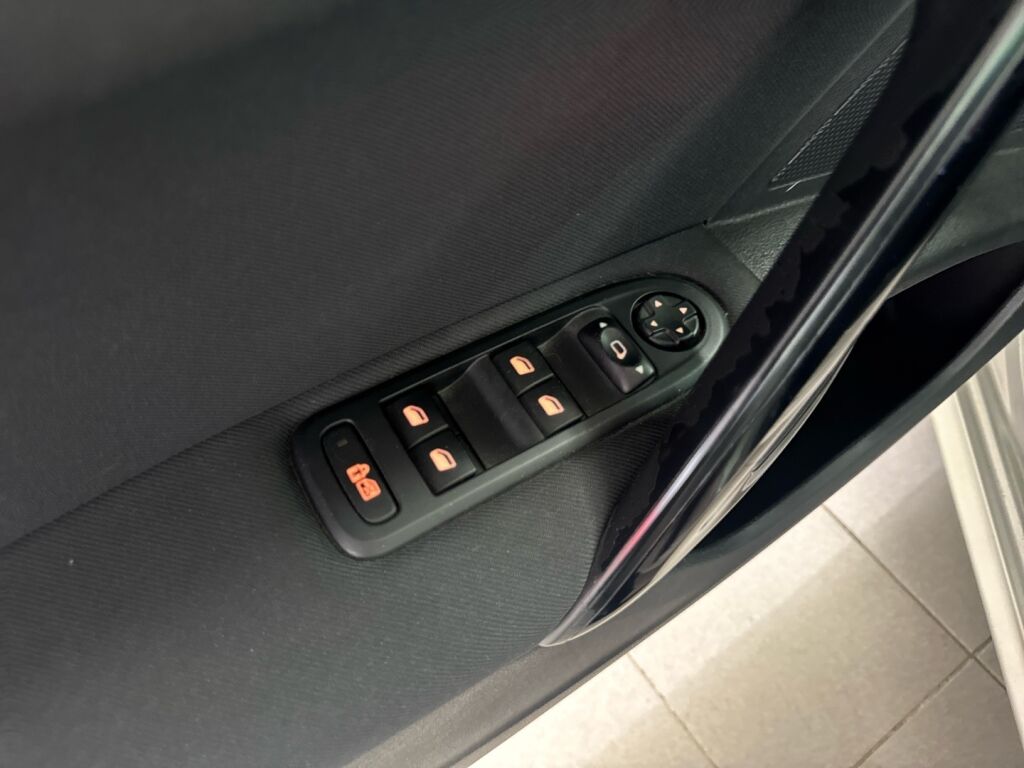 Peugeot 508 2012 Ruskea (beige)