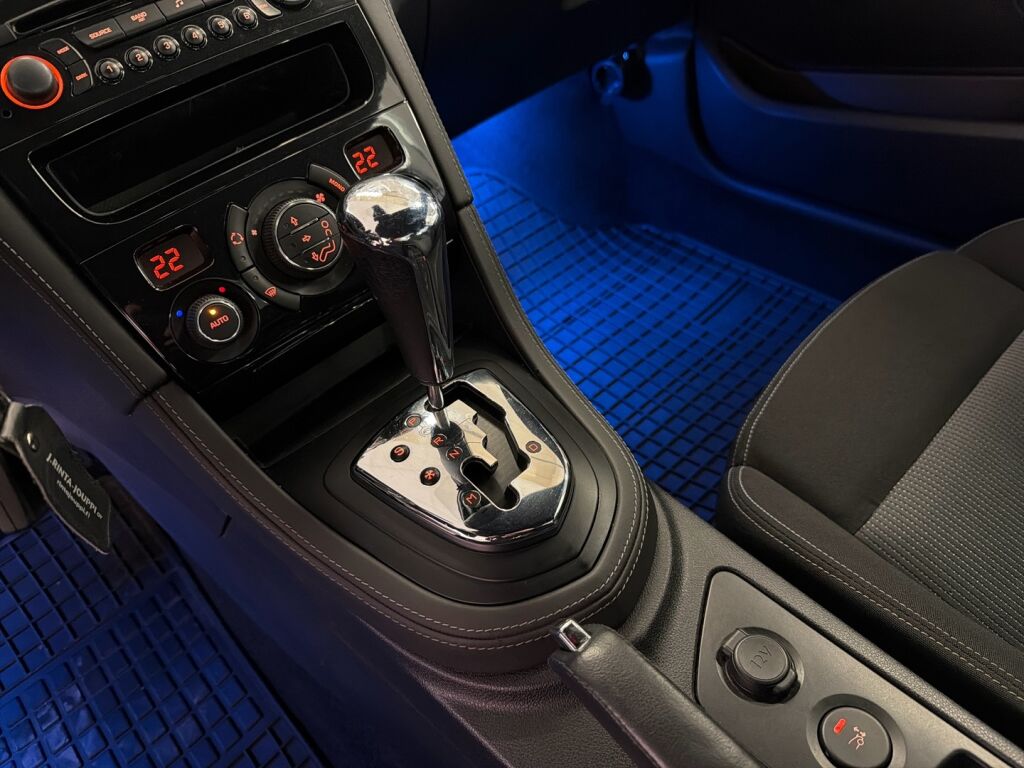 Peugeot RCZ 2012 Harmaa