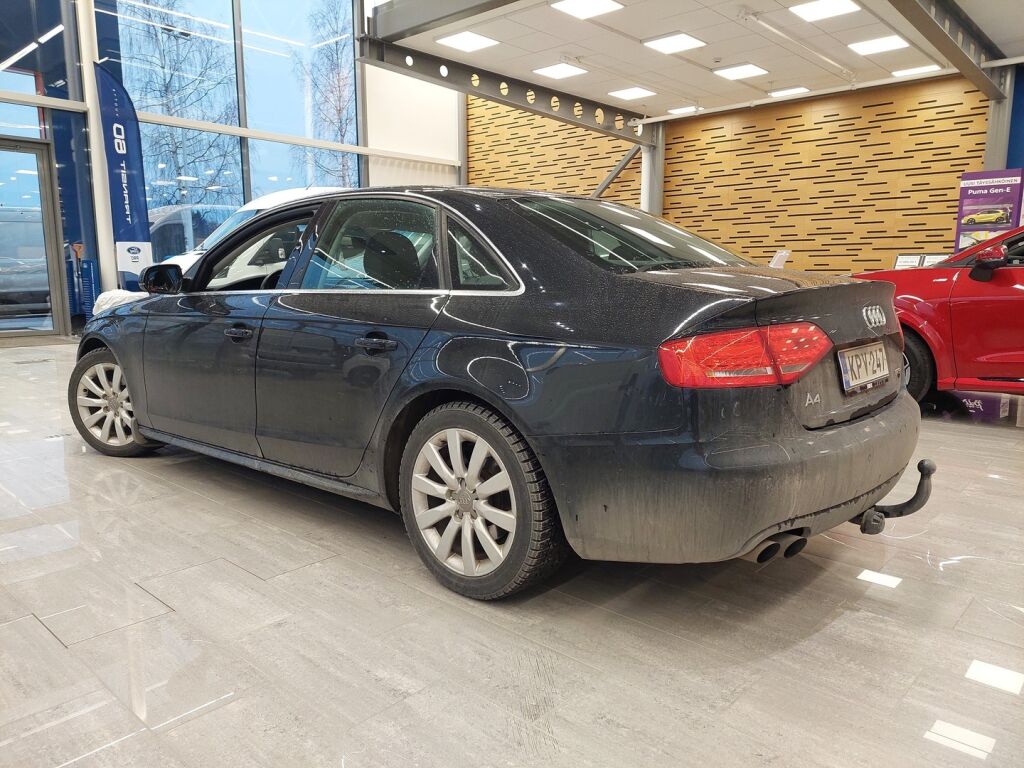 Audi A4 2011 Musta