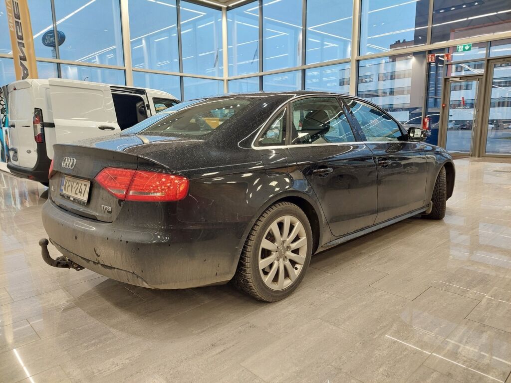 Audi A4 2011 Musta