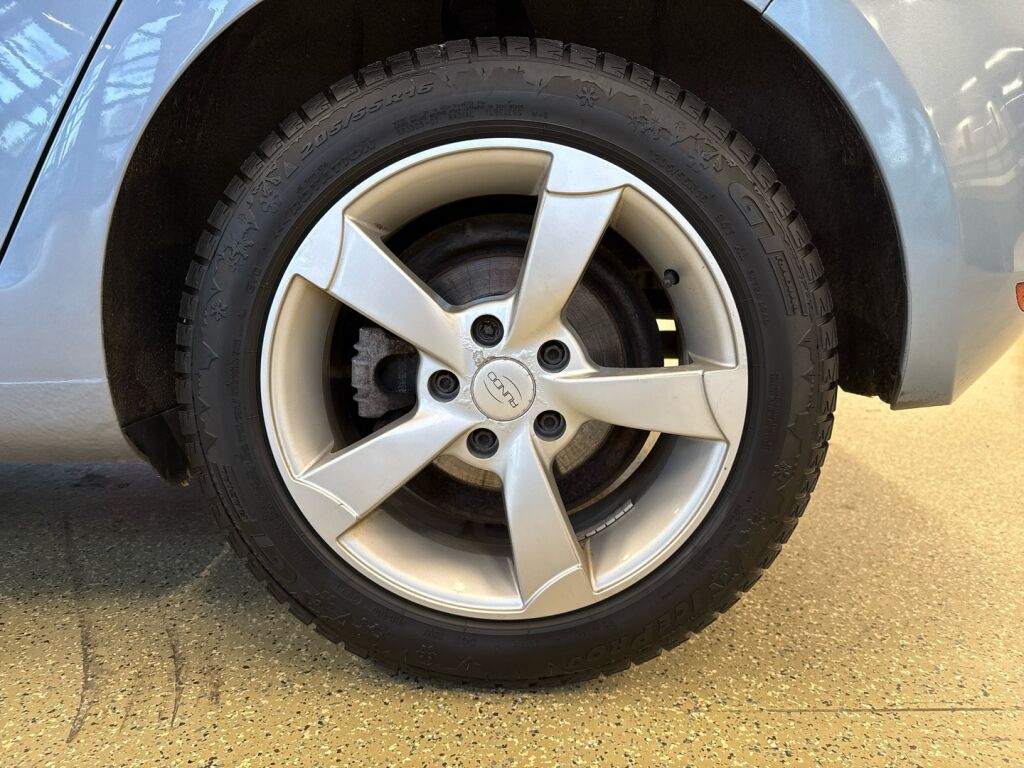 Volkswagen Golf 2012 Sininen