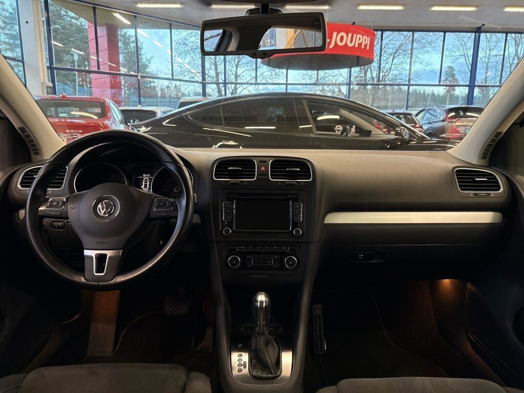 Volkswagen Golf 2012 Sininen
