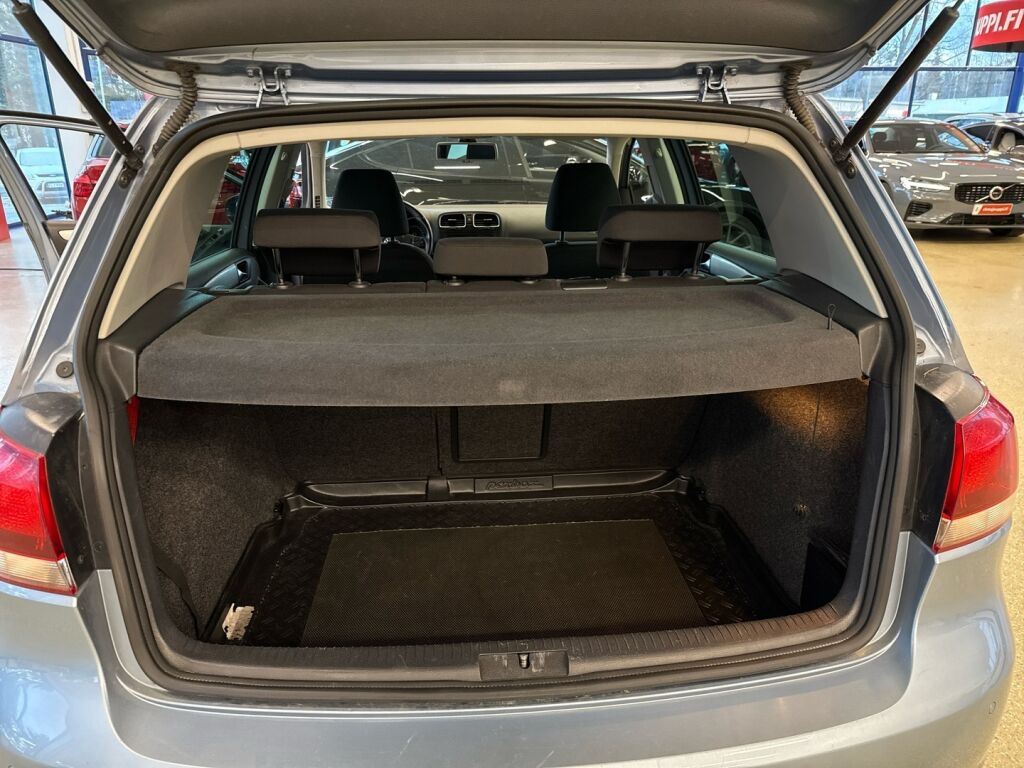 Volkswagen Golf 2012 Sininen