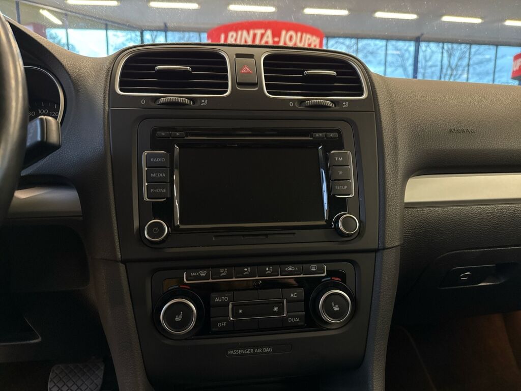 Volkswagen Golf 2012 Sininen