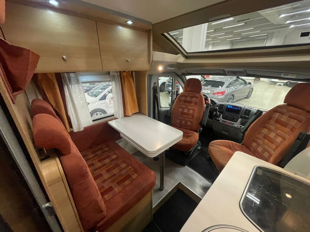 Knaus Van TI 2008 Harmaa
