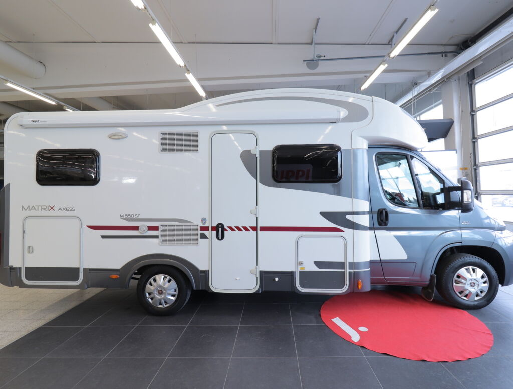 Adria MATRIX AXESS 650 SF 2012 Valkoinen