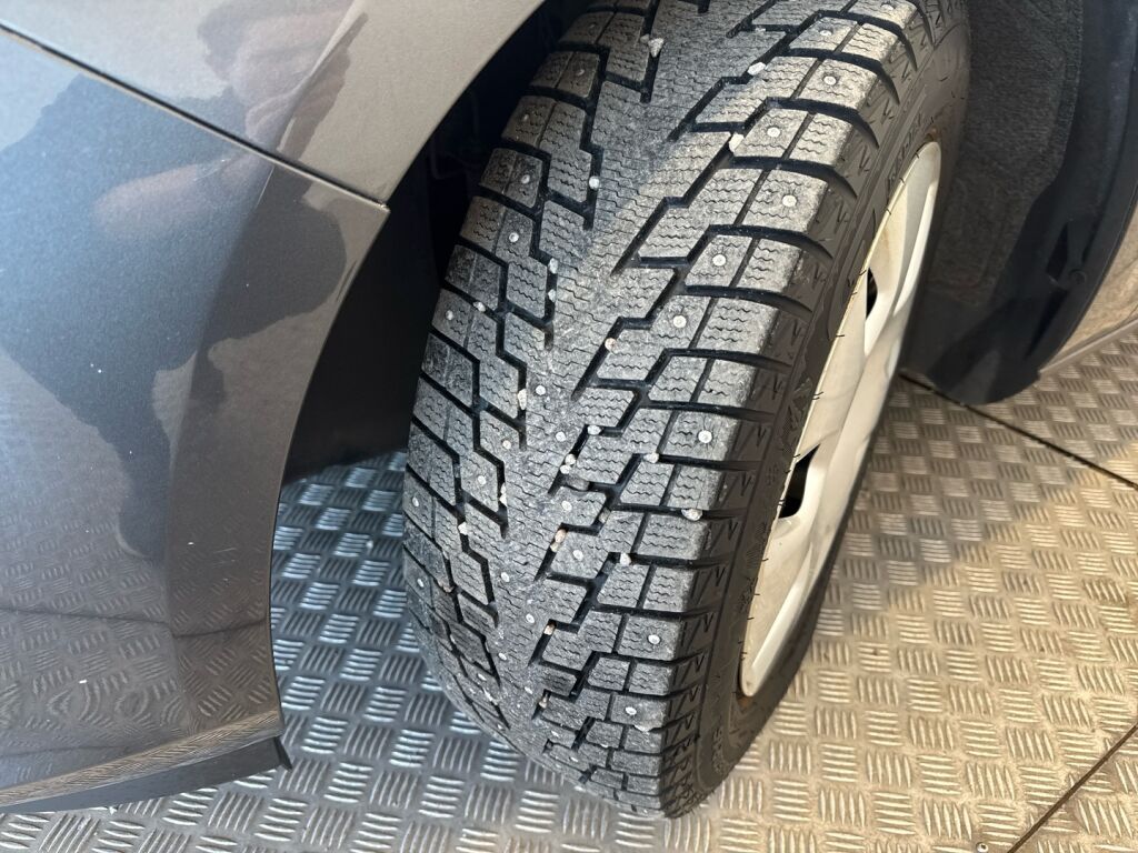 Opel Astra 2012 Harmaa