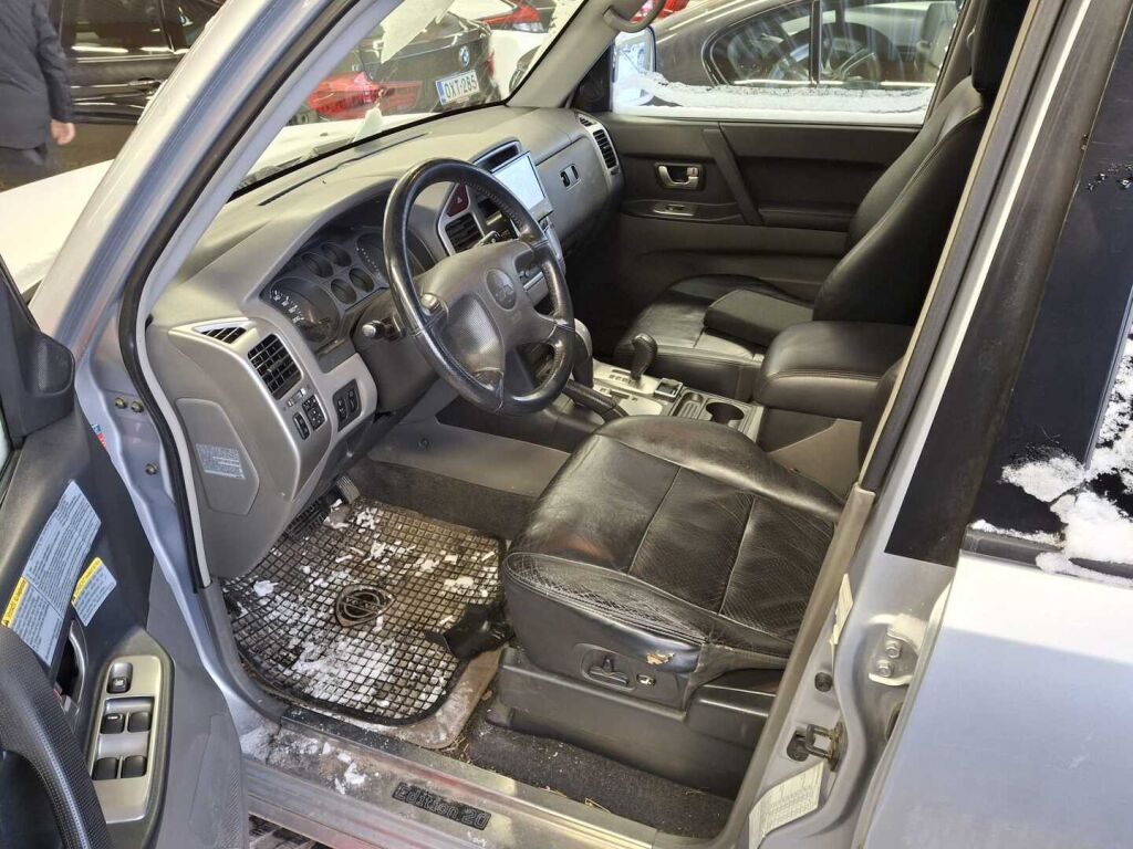 Mitsubishi Pajero 2005 Hopea