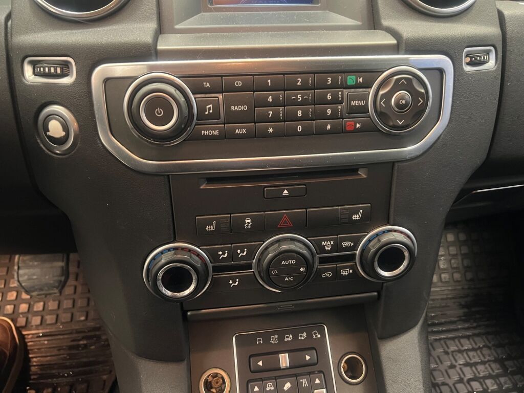 Land Rover Discovery 2016 Musta