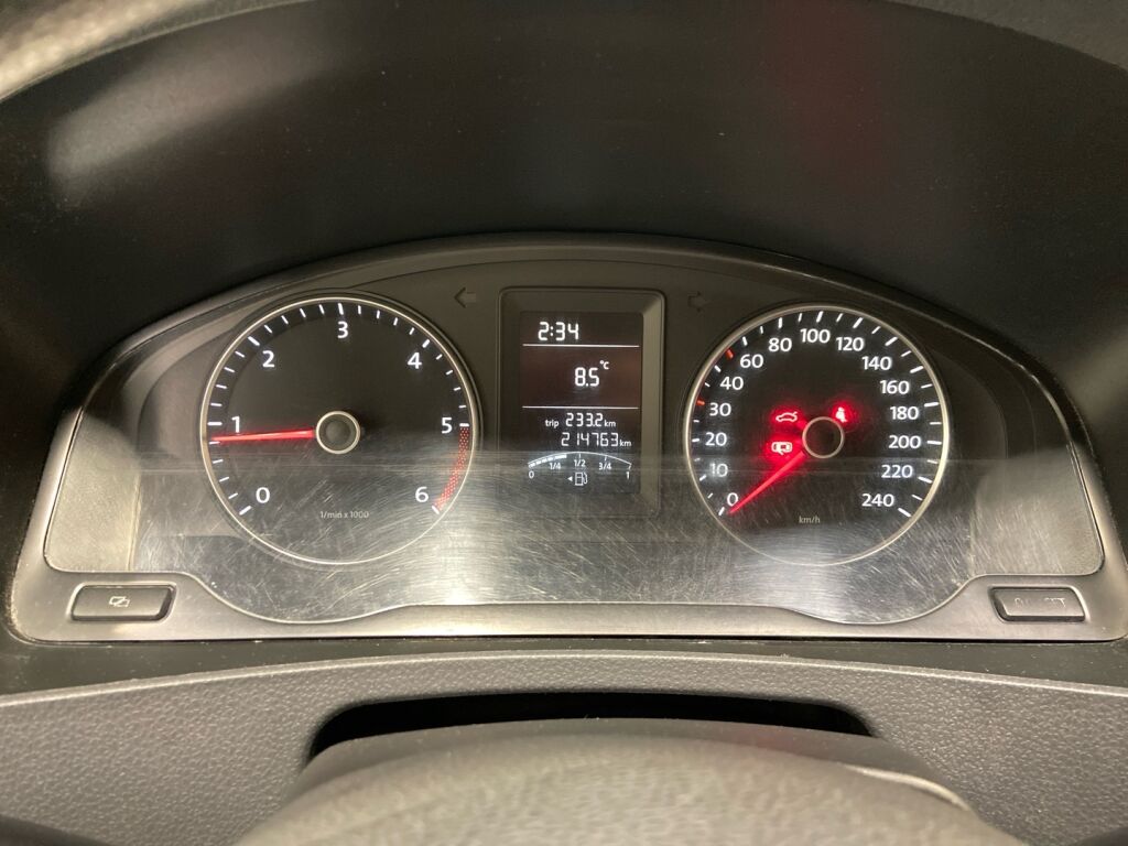 Volkswagen Transporter 2012 Valkoinen