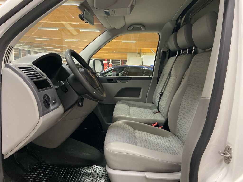Volkswagen Transporter 2012 Valkoinen