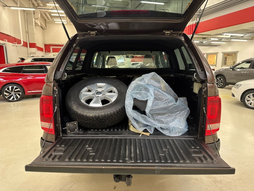 Volkswagen Amarok 2012 Ruskea (beige)