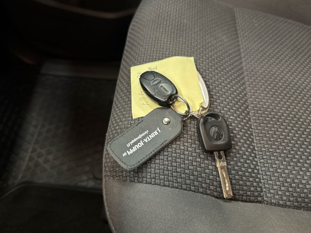 Volkswagen Amarok 2012 Ruskea (beige)