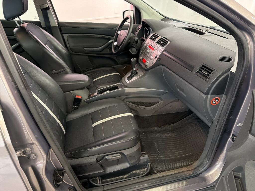 Ford Kuga 2012 Ruskea (beige)