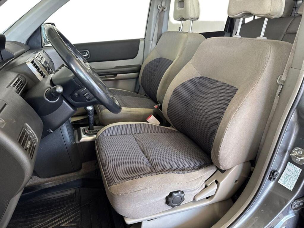 Nissan X-Trail 2007 Harmaa