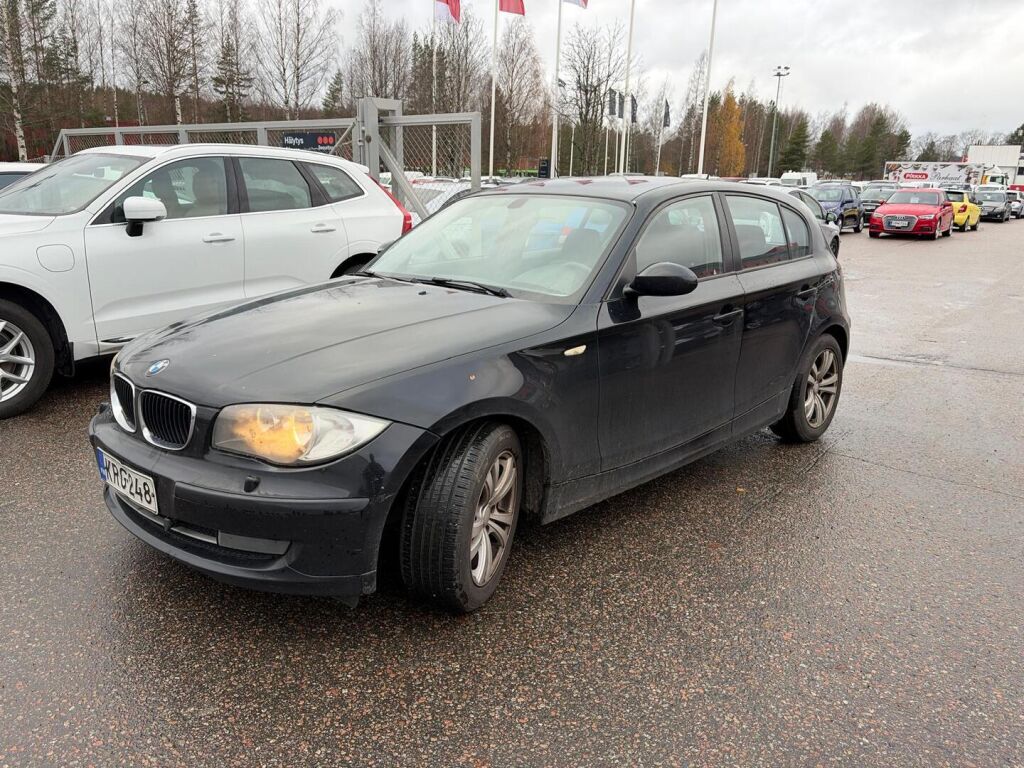 BMW 116 2008 Musta