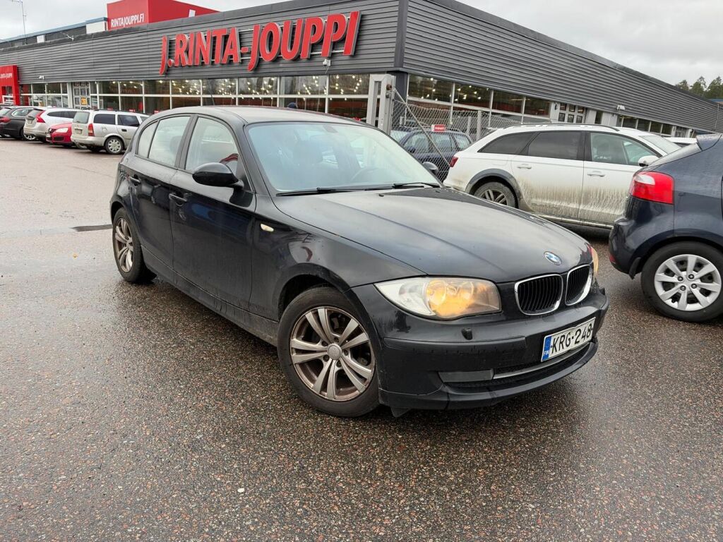 BMW 116 2008 Musta