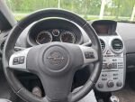Opel Corsa 2012 Punainen