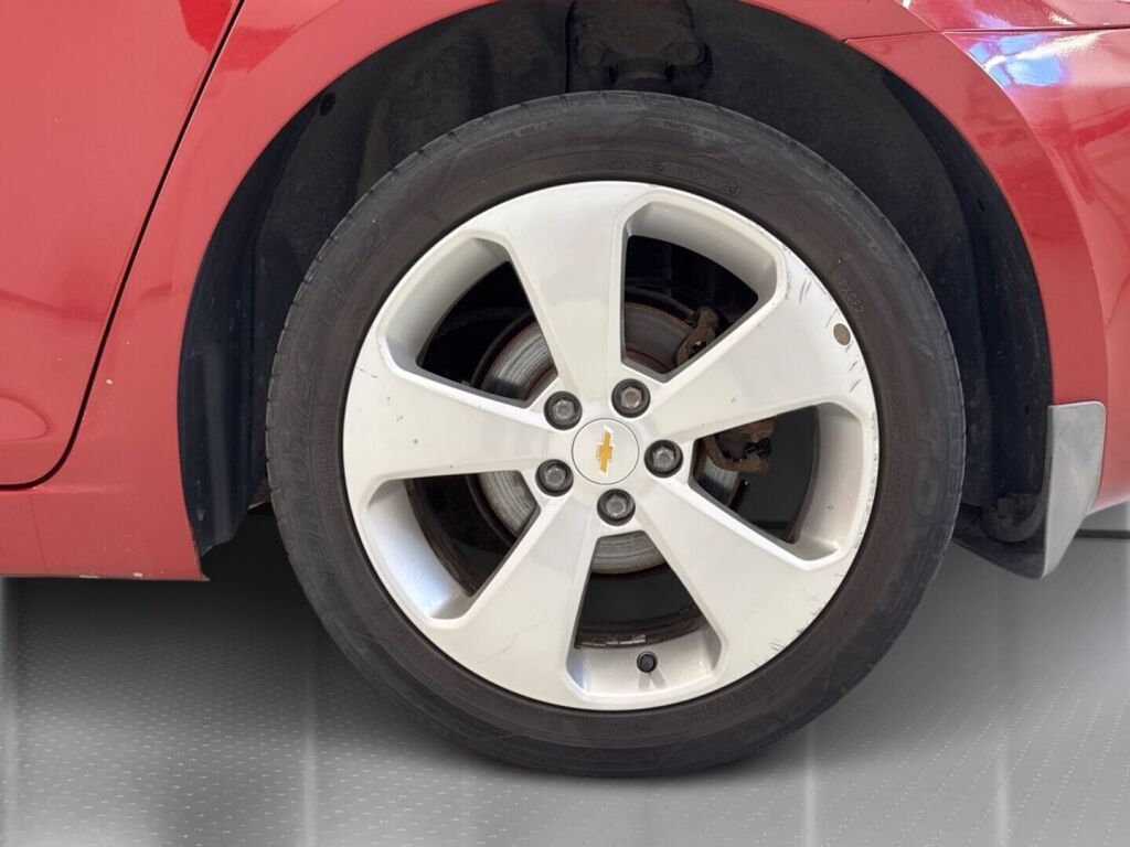 Chevrolet Cruze 2011 Punainen