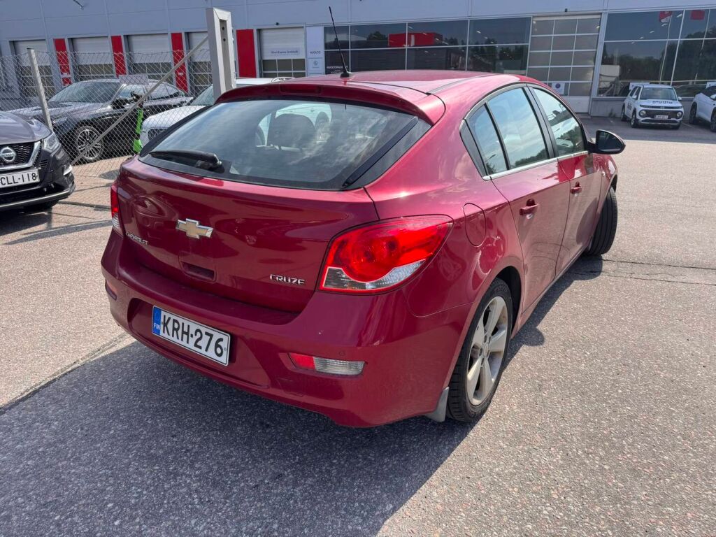 Chevrolet Cruze 2011 Punainen