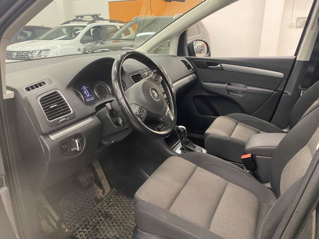Volkswagen Sharan 2011 Harmaa