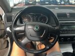Skoda Octavia 2012 Valkoinen