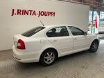 Skoda Octavia 2012 Valkoinen
