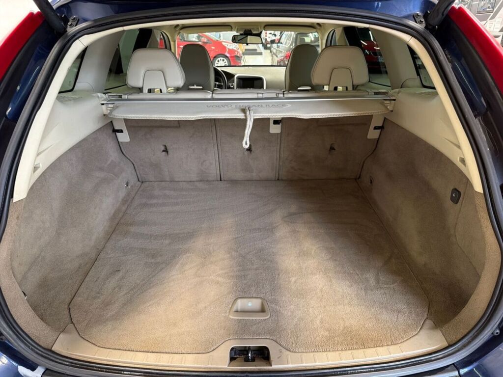 Volvo XC60 2011 Sininen